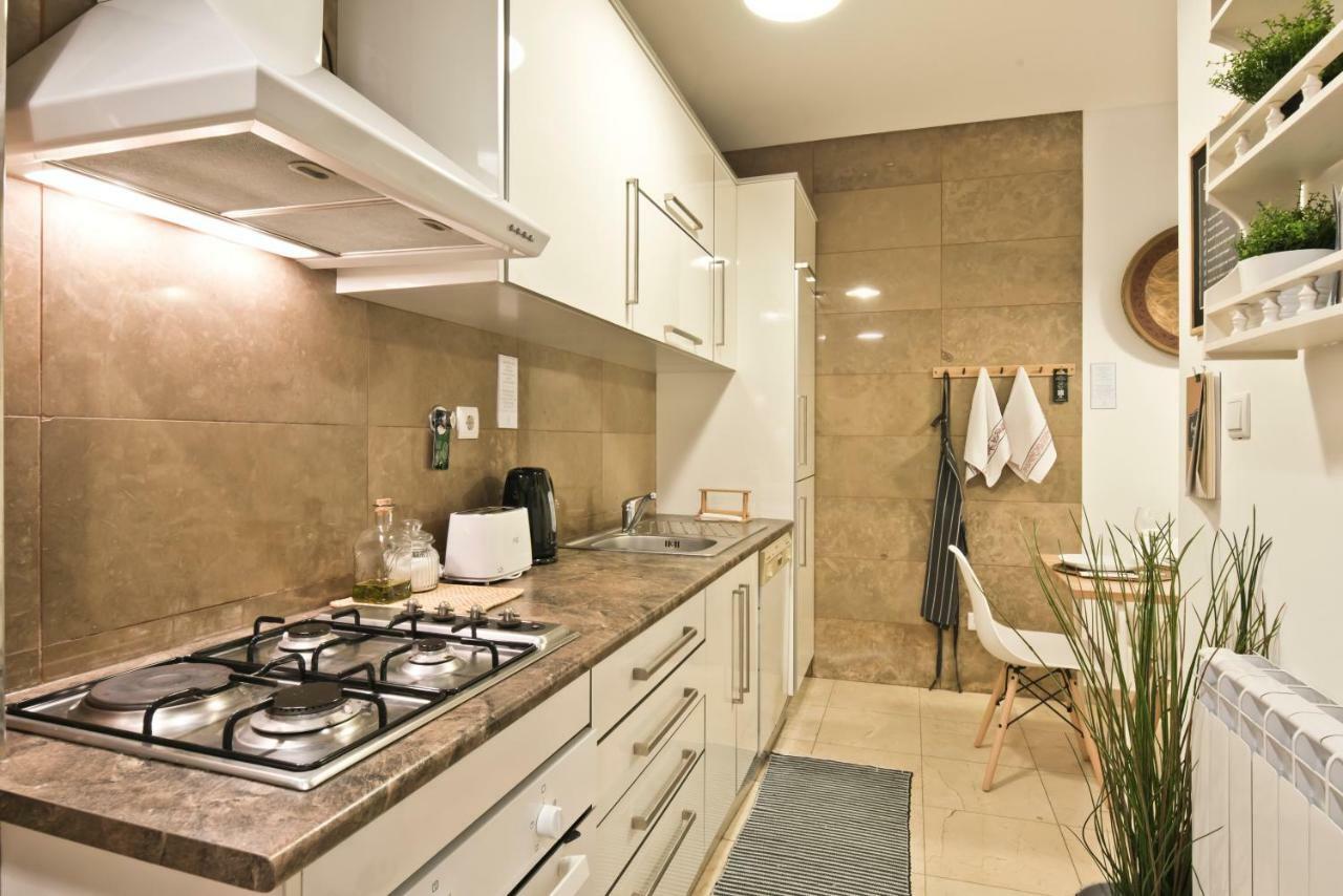 Alma Nossa Guest House Lisboa المظهر الخارجي الصورة